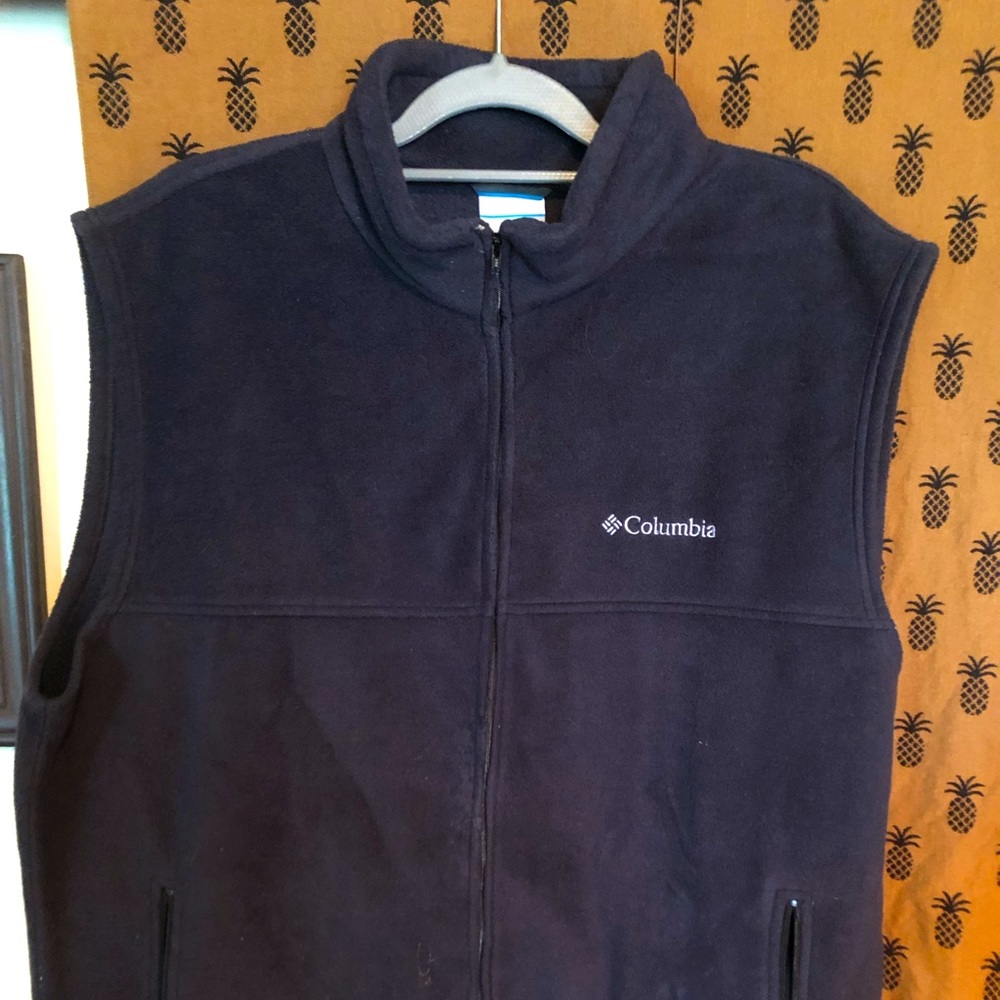 Mens Columbia vest